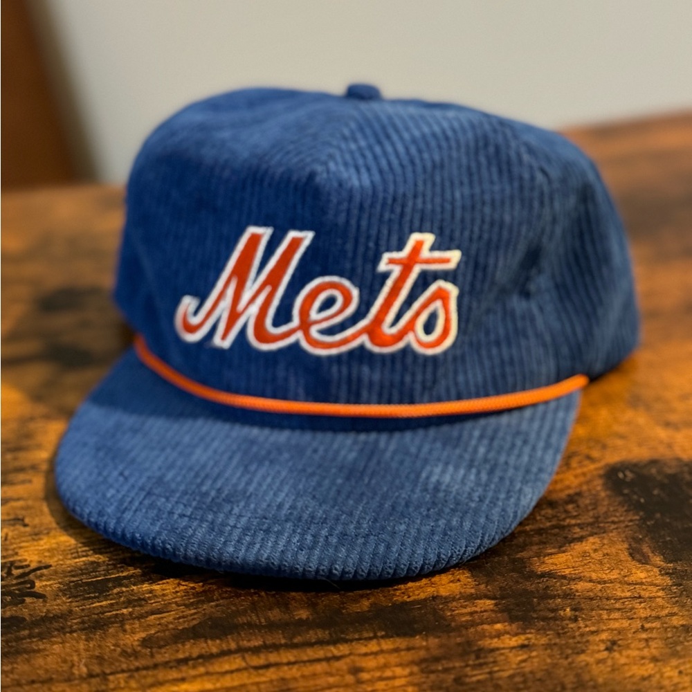 New York Mets courduroy snapback hat